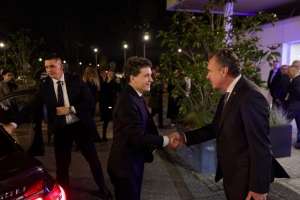 Preşedintele Nicuşor Dan, în vizită la Thales în Franţa, la cea mai mare fabrică de radare militare din Europa